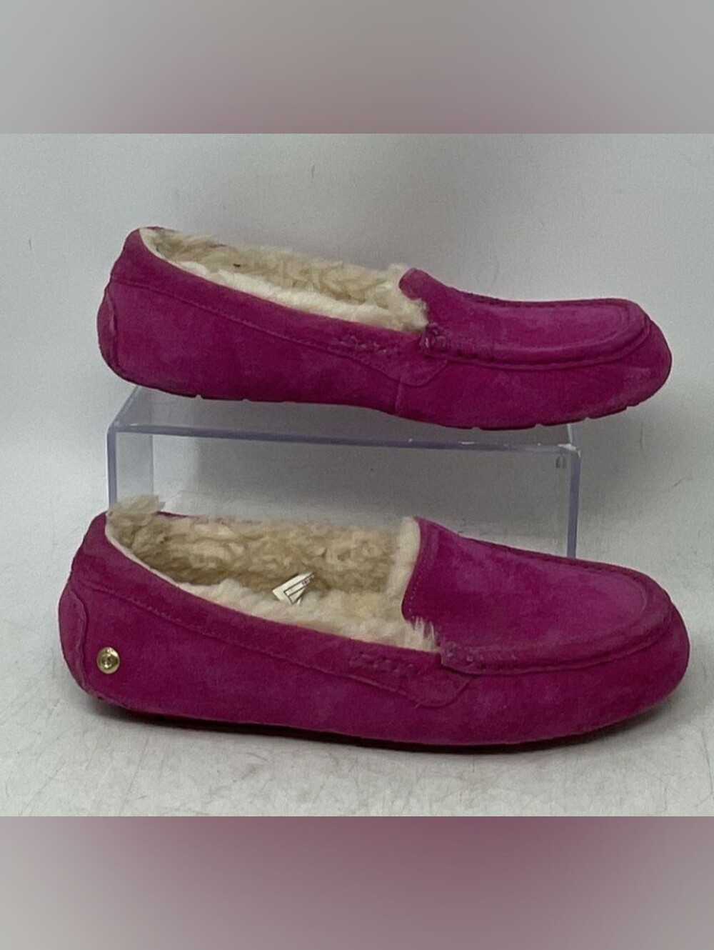 UGG® Ansley Furious Fuchsia Suede Moccasin Slippers Wmn's Size 9 MSRP $120